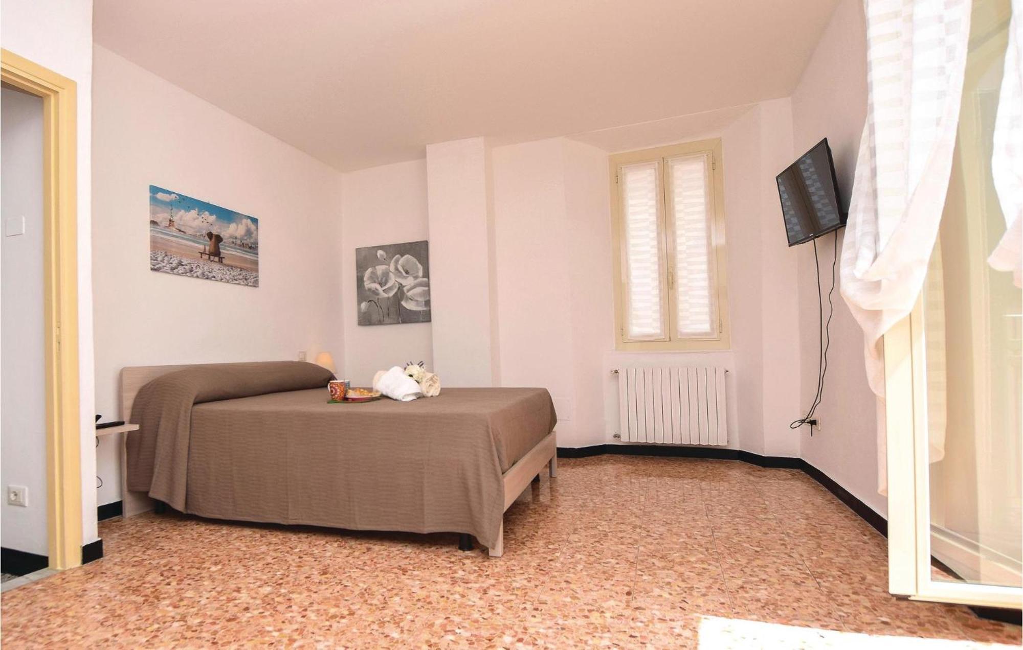 Amazing Apartment In Albenga With Wifi Ngoại thất bức ảnh